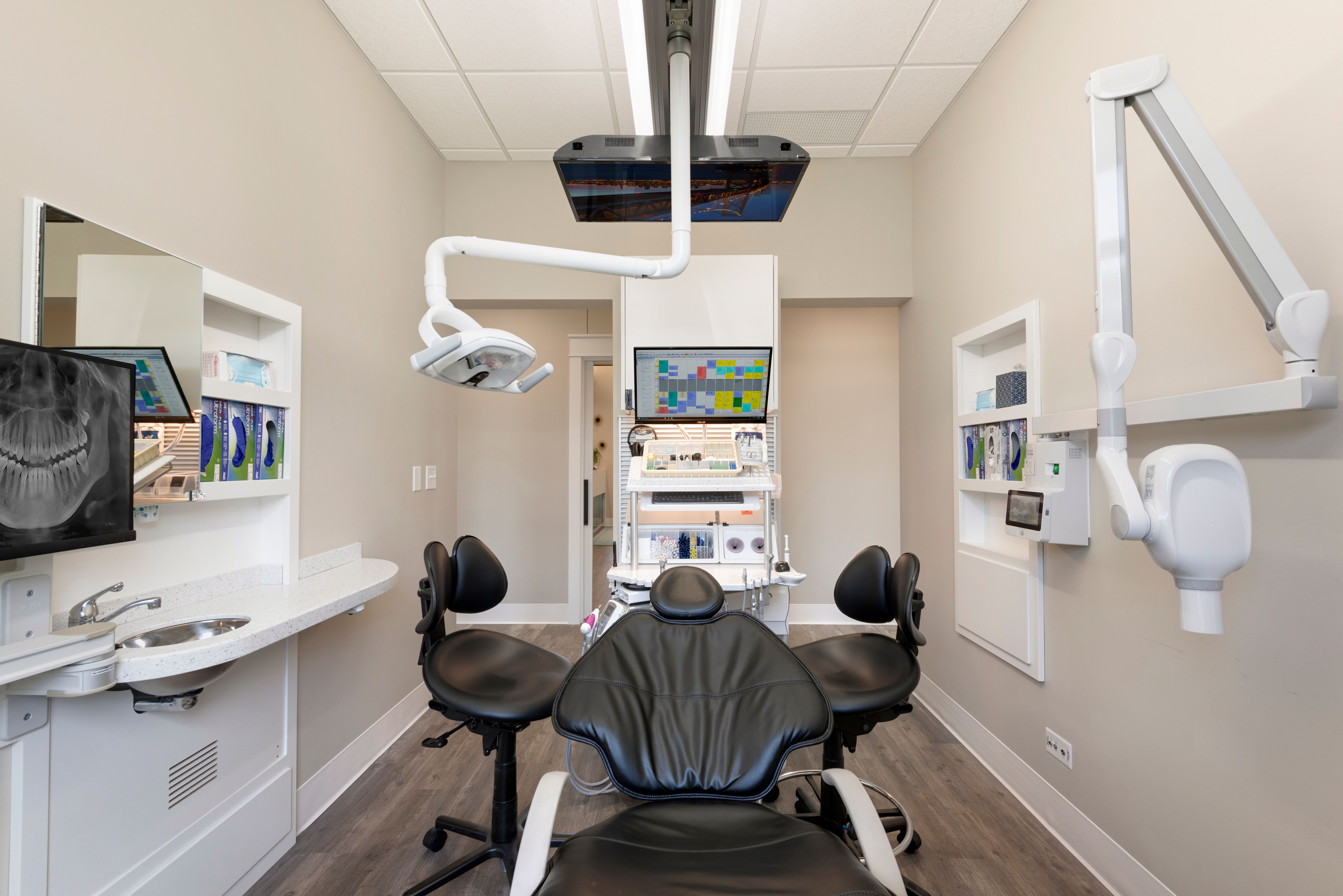 BrightSmile - Dentist